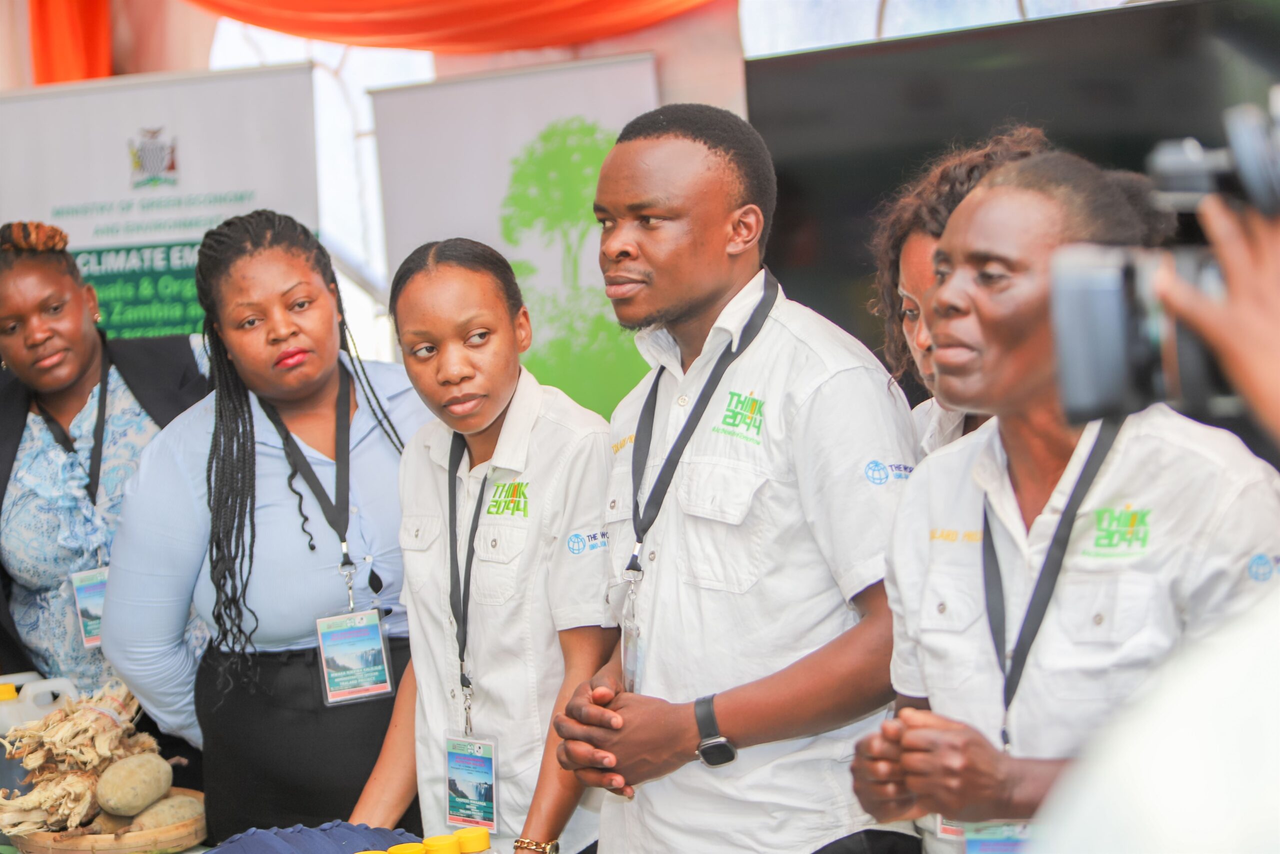 Mass Image Compressor Compressed this image. https://sourceforge.net/projects/icompress/ with Quality:80